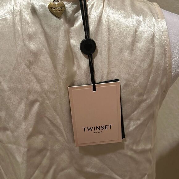 Twinset Women's S Sleeveless Satin Keyhole Blouse Ivory Cream Quiet Luxury New - Picture 6 of 11